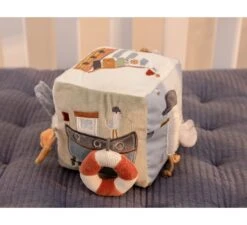 Little Dutch Activiteitenkubus Soft Sailors Bay -Life Kleintje Winkel little dutch activiteitenkubus soft sailors bay 4