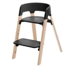 Stokke Steps™ Kinderstoel - Black Naturel